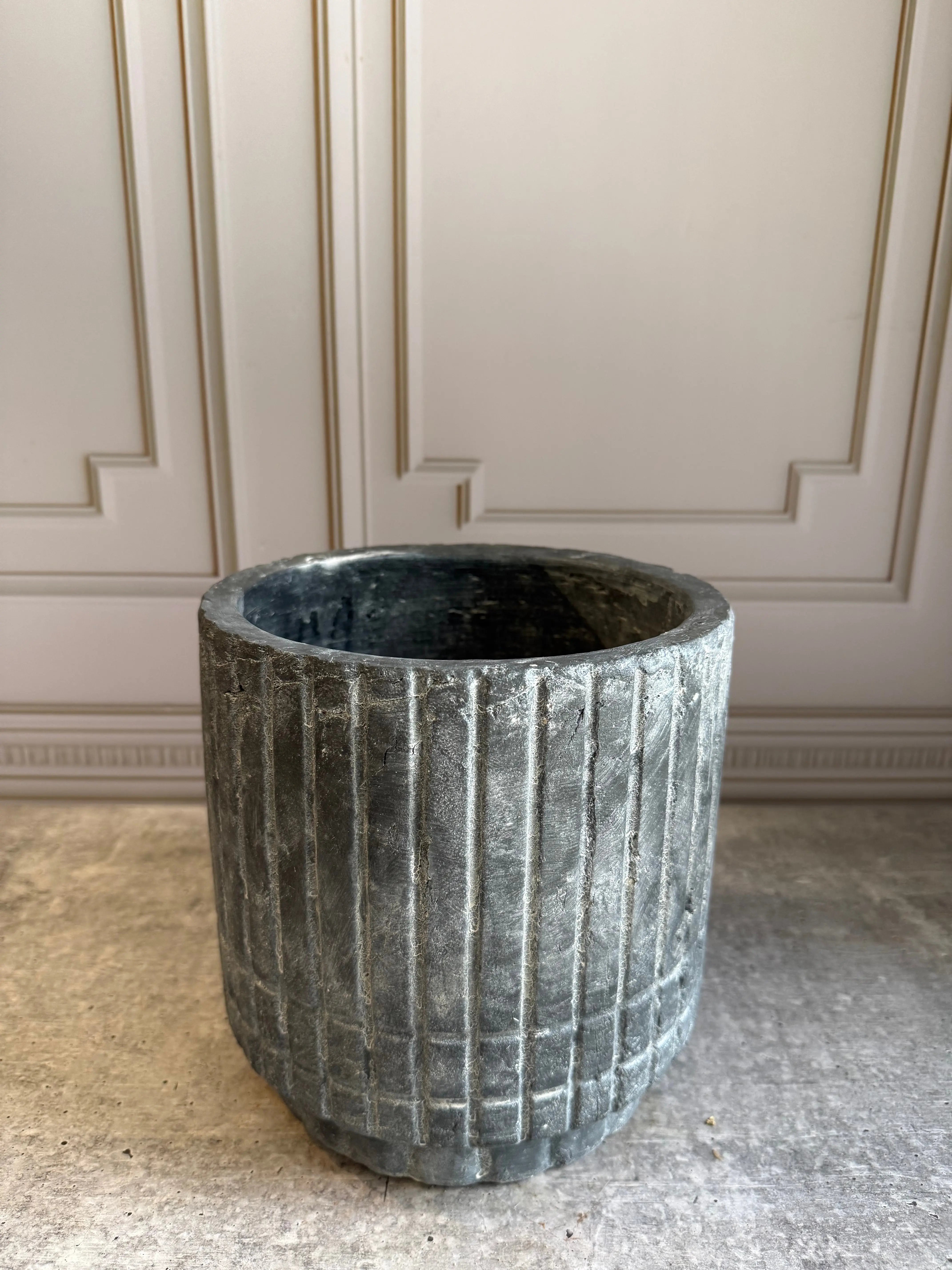 Stonewash Column Pot 1 Magnolia Lane Mumbai