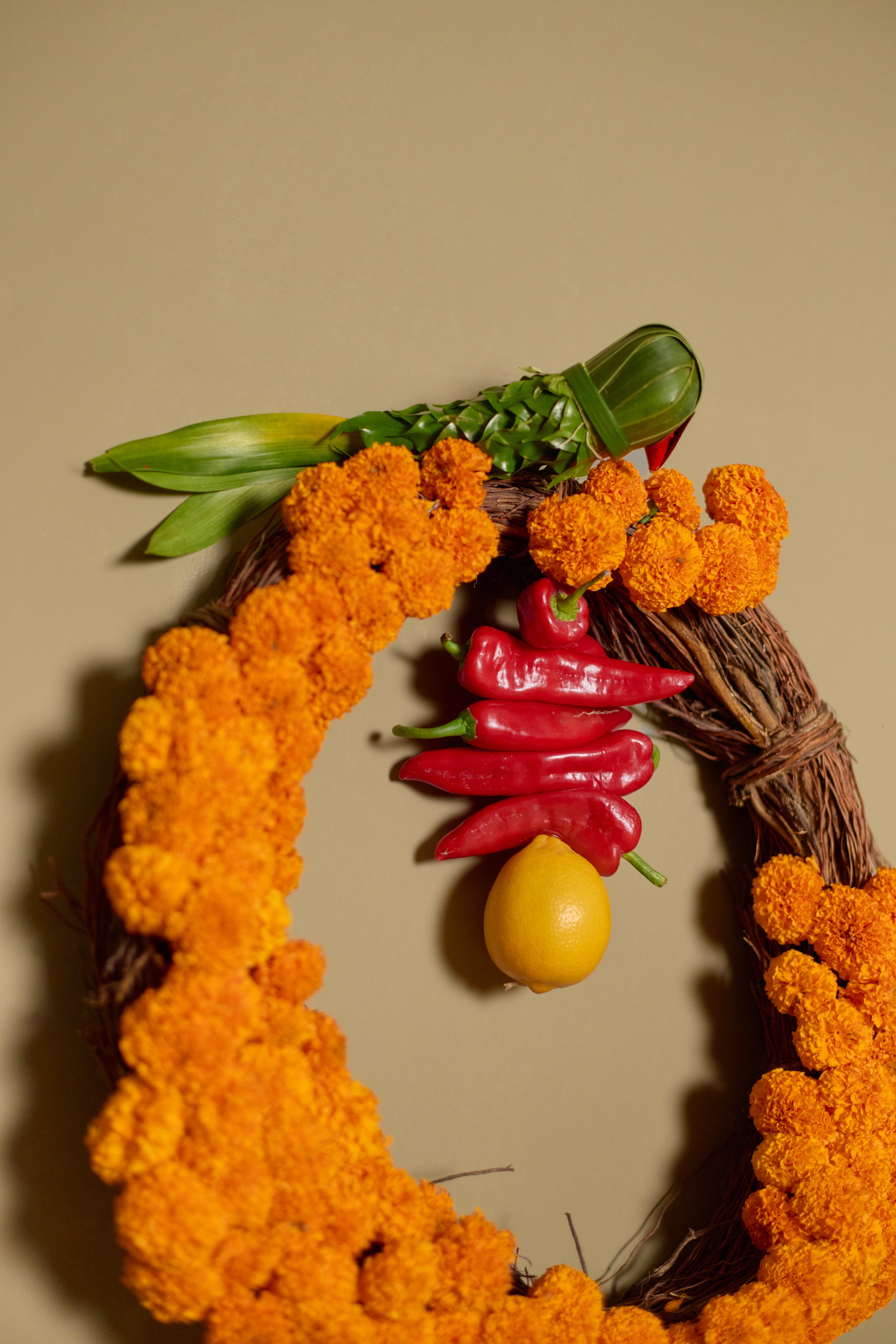 Tota Raja Wreath