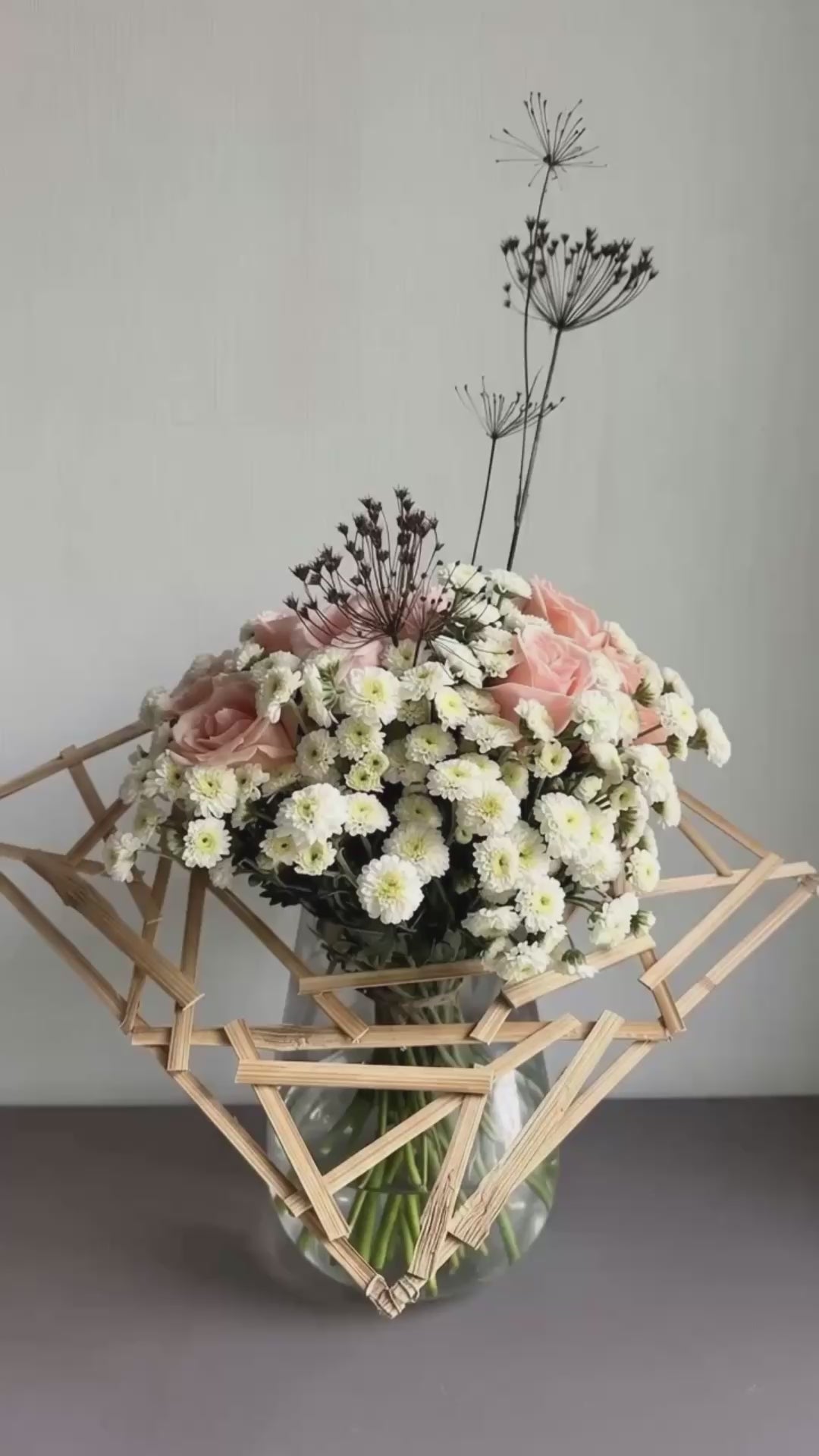 Daphne by 1 Magnolia Lane - video